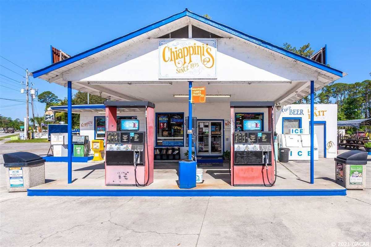 Chiappini's service station